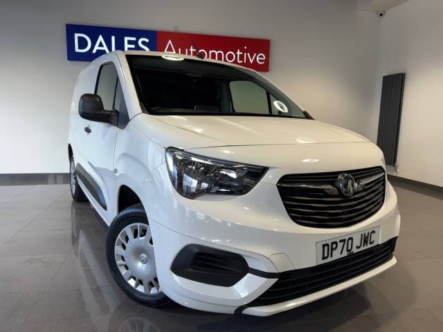 Vauxhall Combo Cargo 1.6 Turbo D 2300 Sportive Panel Van 4dr Diesel Manual L1 H1 Euro 6 (s/s) (100 ps) PANEL VAN Diesel WHITE